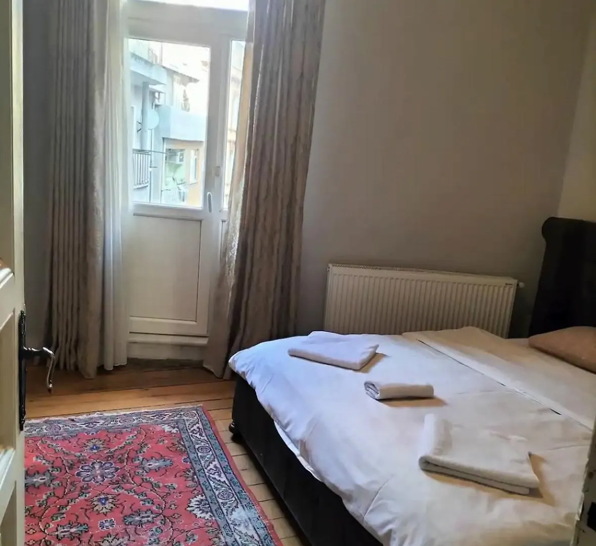 Galata Da Tarihi Daire Istanbul