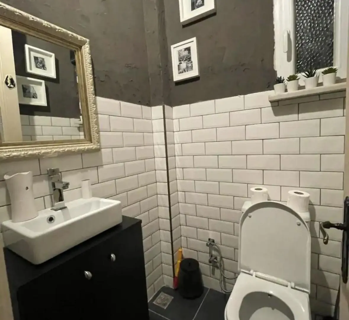 Galata Da Tarihi Daire Istanbul Apartment